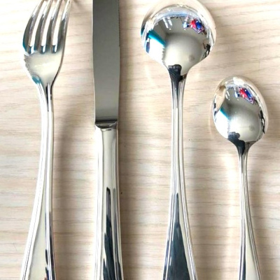 Ménagère 49 pièces Forum by Couzon en métal argenté